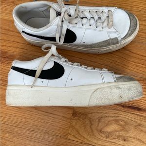 Nike Blazer Low Platform shoes